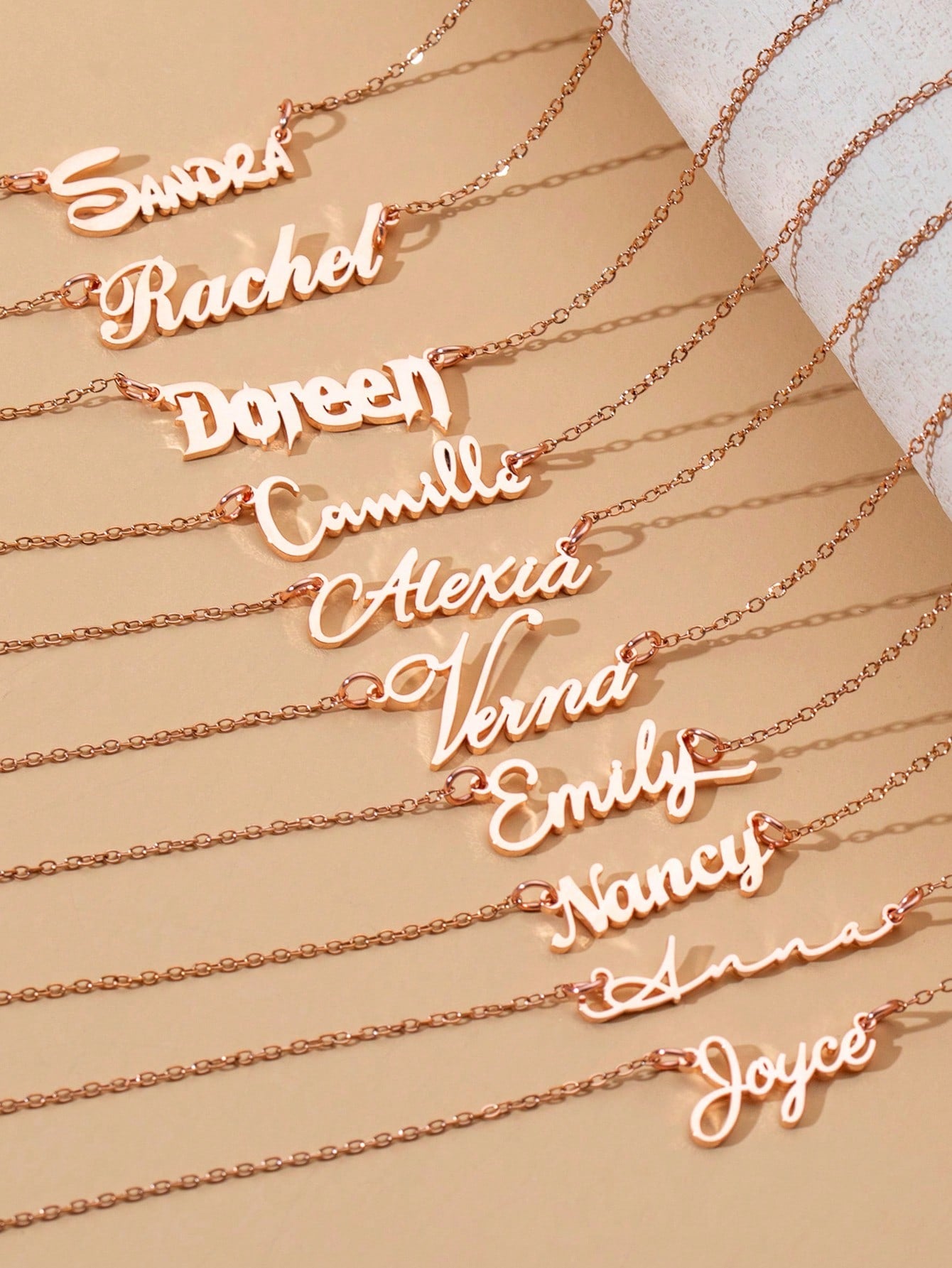 Customized Stainless Steel Name Necklace, Personalized Simple English Letter Font Customization, Ideal Gift For Couples, Friends, Family, Mother's Day And Other Occasions